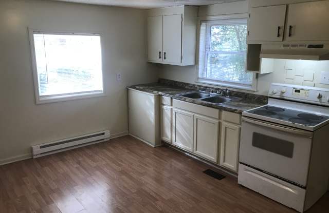 913 N Center St photos photos