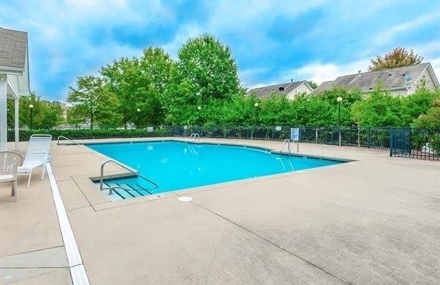8352 Chaceview Court Gallery 3
