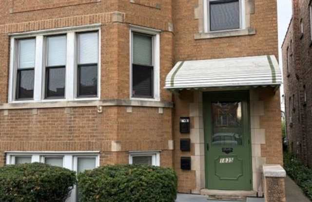 1835 Home Ave Gallery 3