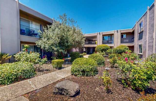 2120 Sonoma Ave photos photos