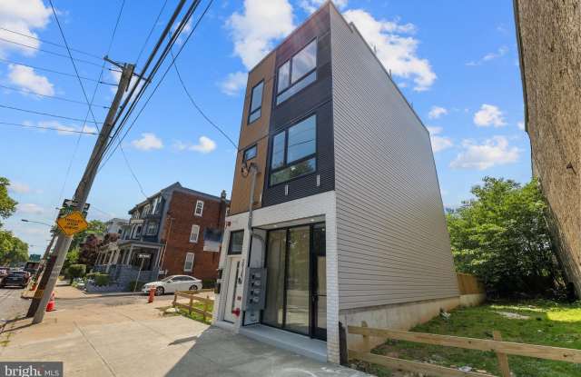 3934 W GIRARD AVENUE Gallery 2