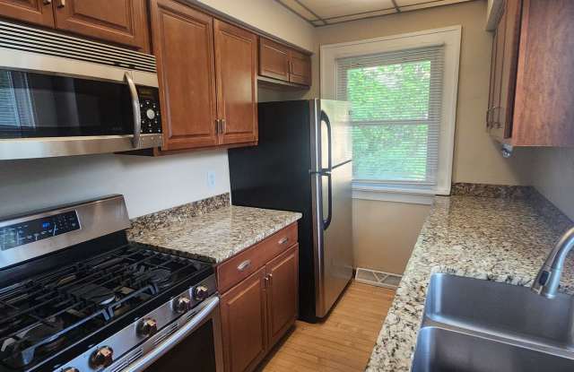 Fully fenced yard with stainless steel appliances including gas stove! photos photos Fully fenced yard with stainless steel appliances including gas stove! photos photos