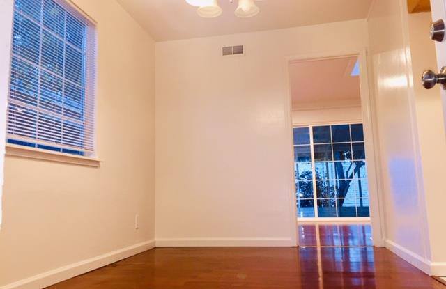 1403 Kavanaugh DR Gallery 4