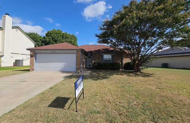 RENT IMPROVED - AVAILABLE NOW! Gallery 3