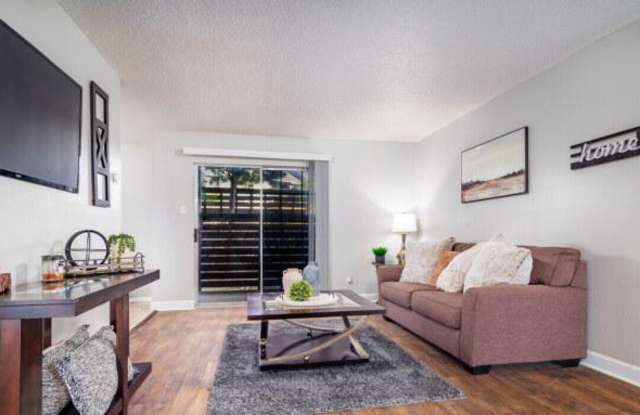 5143 Glen Ridge Dr Gallery 2