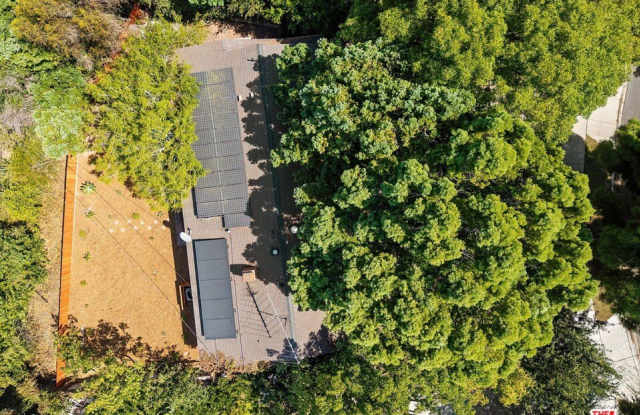 9149 Hillsboro Dr Gallery 2