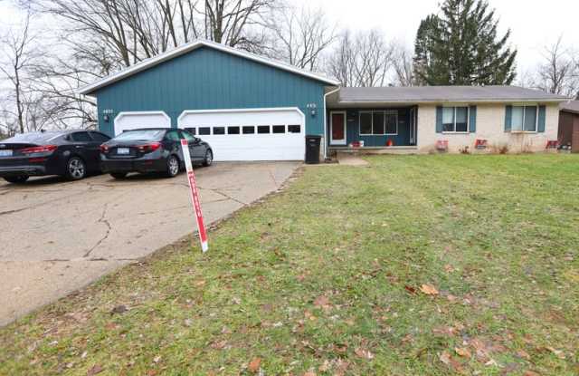 4833 Stauffer Avenue Southeast - 4833 Stauffer Avenue Southeast, Kentwood, MI 49508