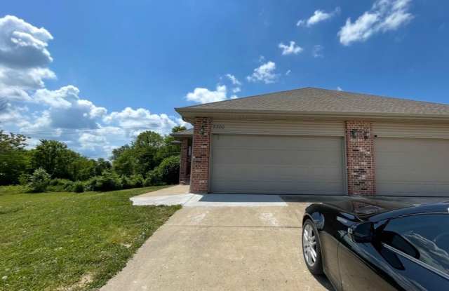 COMING SOON! Duplex in Ozark photos photos