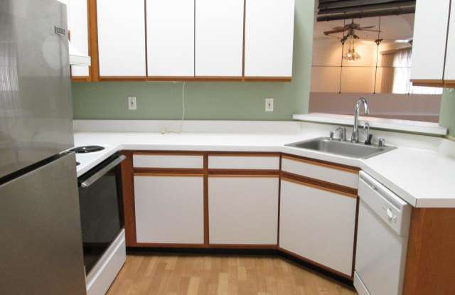 6524 CLEAR DROP COURT Gallery 3