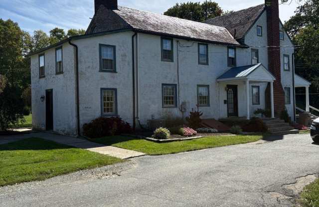 16 CEDAR FARM Lane Gallery 1