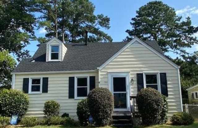 1300 Maplewood Avenue - 1300 Maplewood Avenue, Norfolk, VA 23503