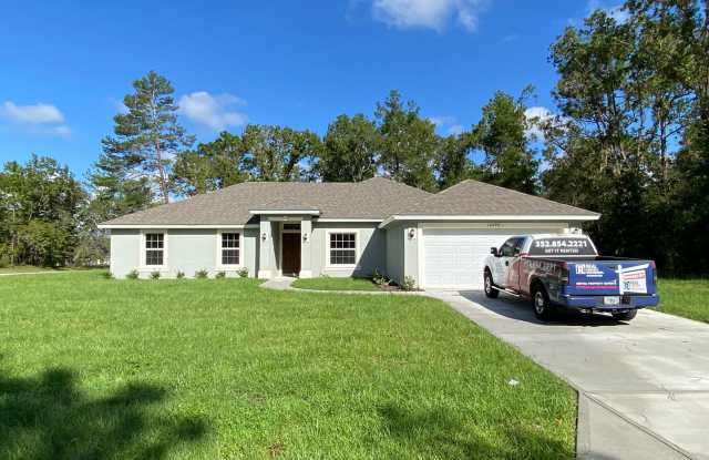 Great new rent on 4/2! Desirable SW Ocala Neighborhood 4/2/2 *WON'T LAST* Gallery 1