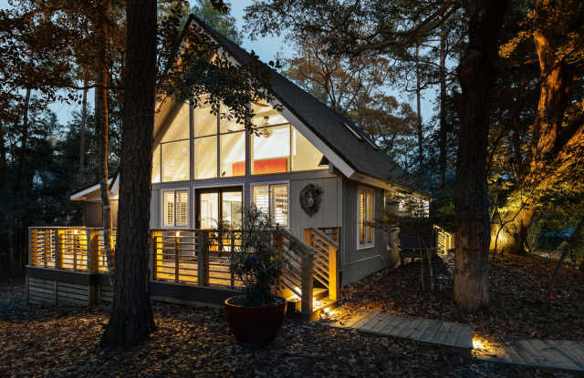 107 Hawthorne Dr - 107 Hawthorne Drive, Pine Knoll Shores, NC 28512 107 Hawthorne Dr - 107 Hawthorne Drive, Pine Knoll Shores, NC 28512