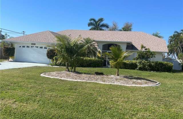 4436 SE 11th Place photos photos