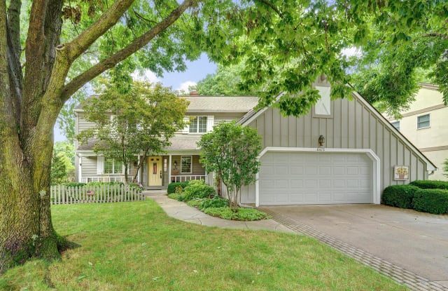 6475 Meadowbrook Circle - 6475 Meadowbrook Cir, Worthington, OH 43085
