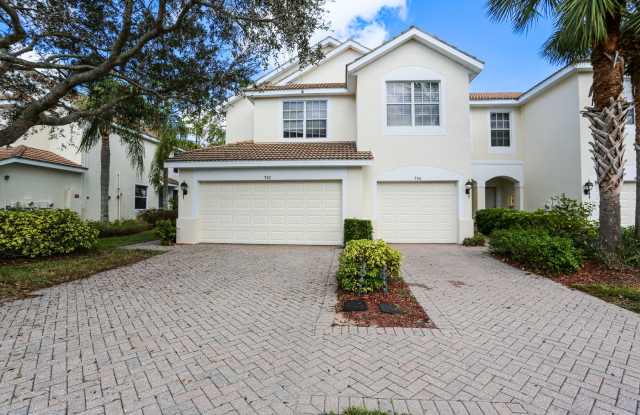 ***ANNUAL RENTAL ** STRATFORD PLACE 3 BEDROOM WITH ONE CAR GARAGE *** NAPLES FL ** UNFURNISHED photos photos