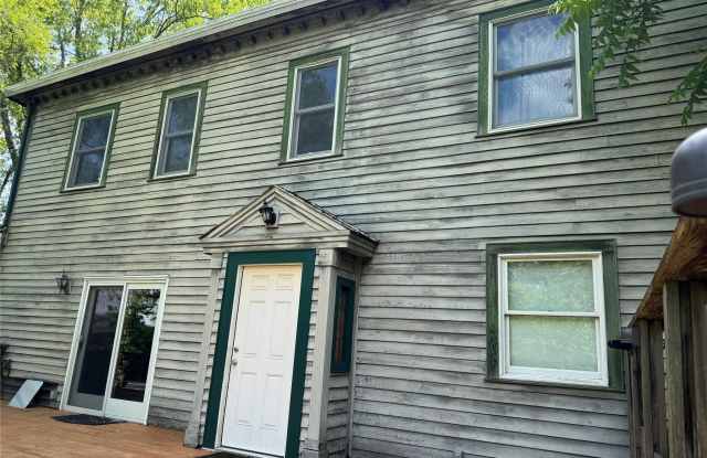1538 Albany Post Road photos photos