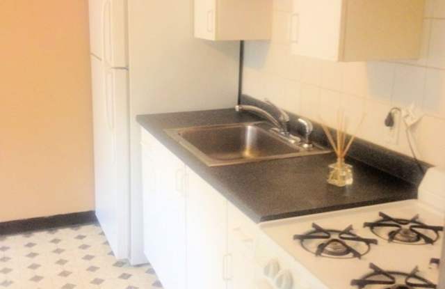 20 Abington Ave - 20 Abington Avenue, Holbrook, MA 02343