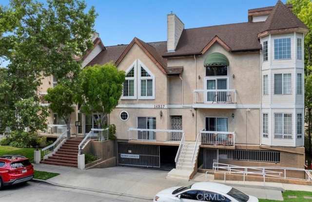 14937 Dickens Street photos photos
