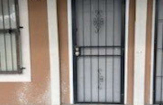 2979 martin luther king unit: 3 photos photos