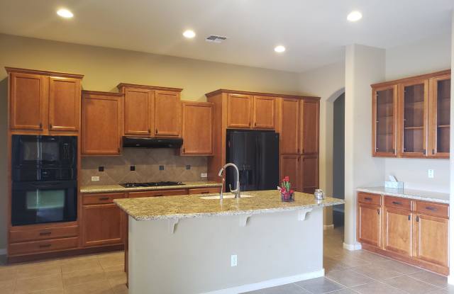 18359 W SWEET ACACIA Drive Gallery 3