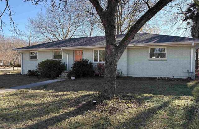 102 Muse Circle photos photos