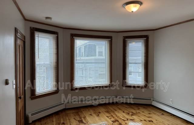 5 Marble St - 5 Marble Street, Haverhill, MA 01832