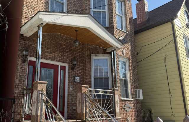 420 NEW YORK AVE photos photos