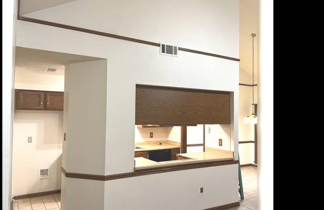 6345 KIRBY DOWNS Gallery 4
