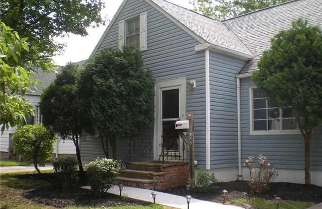 458 East 272nd Street photos photos