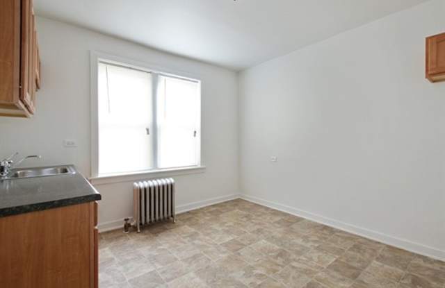 8256 S Loomis Blvd photos photos