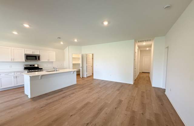2026 New Build | Be the First Tenant! Gallery 3
