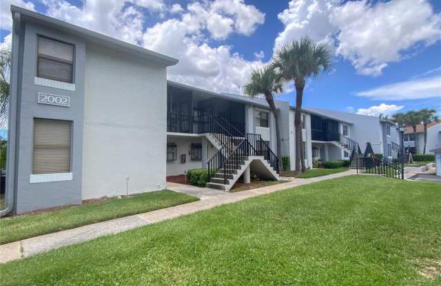 2002 BLUE HAWK COURT - 2002 Blue Hawk Court, Feather Sound, FL 33762