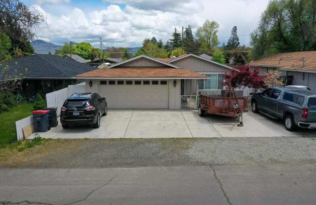 323 Jeanette Avenue photos photos