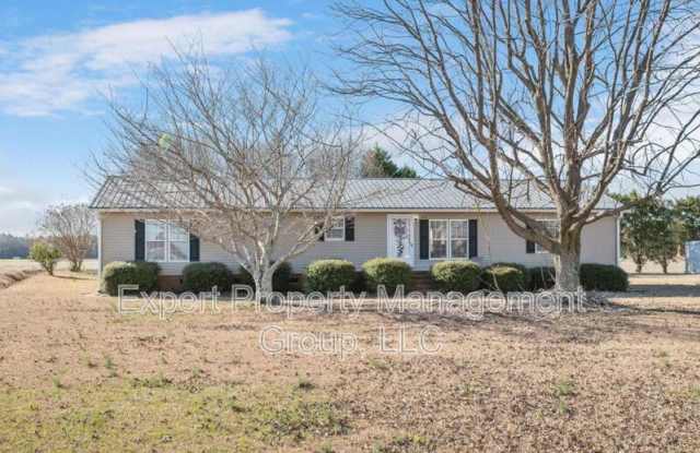 2215 Benson Hwy - 2215 Benson Highway, Sampson County, NC 28334
