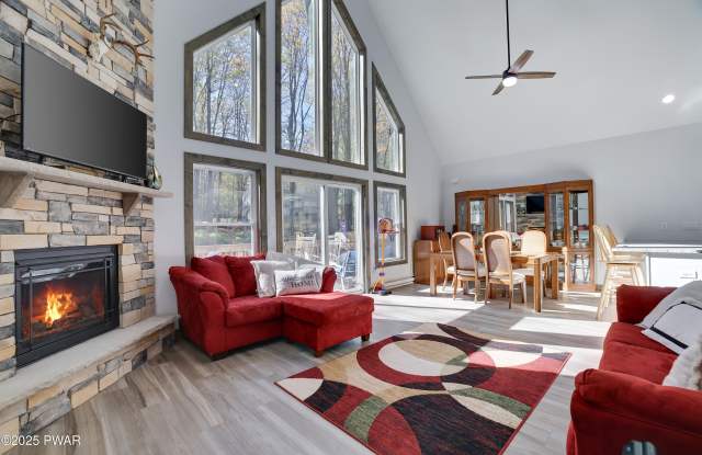 1121 Cobblewood Road Gallery 2