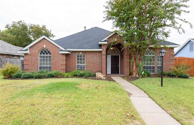 1415 Mapleview Drive - 1415 Mapleview Drive, Carrollton, TX 75007