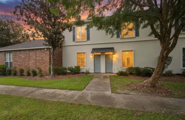 2 bedroom Townhouse at Lake Beau Pre Gallery 3