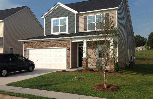 637 Clover View Road Gallery 1