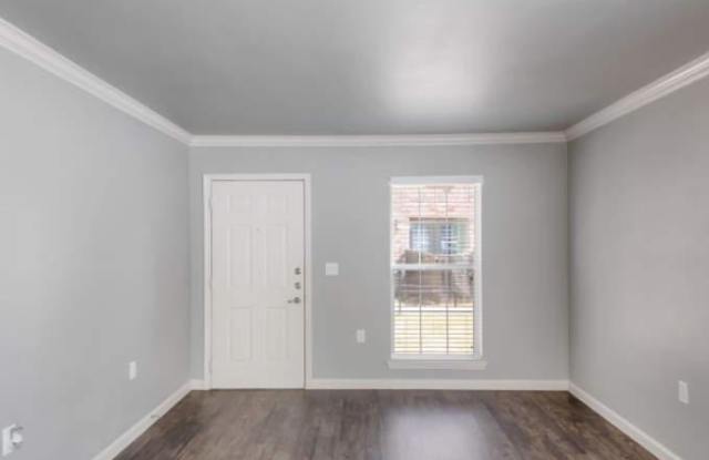 1232 Broadmoor Dr Gallery 4