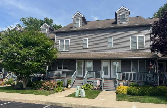 113 NE ISLE Drive Gallery 3