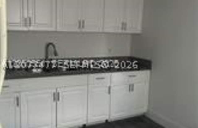 1829 N A St Gallery 3
