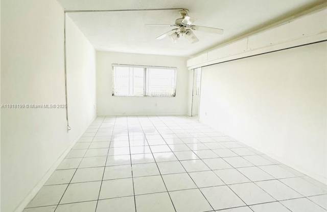 2825 NE 201 ST TER photos photos
