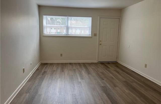 2770 Acorn Cove Gallery 3