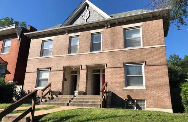 4206 W Page Blvd photos photos