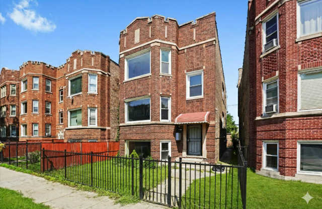 7959 South Essex Avenue - 7959 South Essex Avenue, Chicago, IL 60617