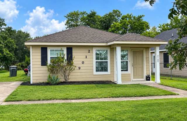 House For Rent 2109 17th St, Port Arthur, TX 77640 photos photos