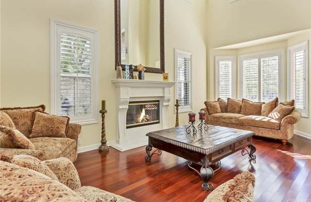 15 Flagstone Gallery 4