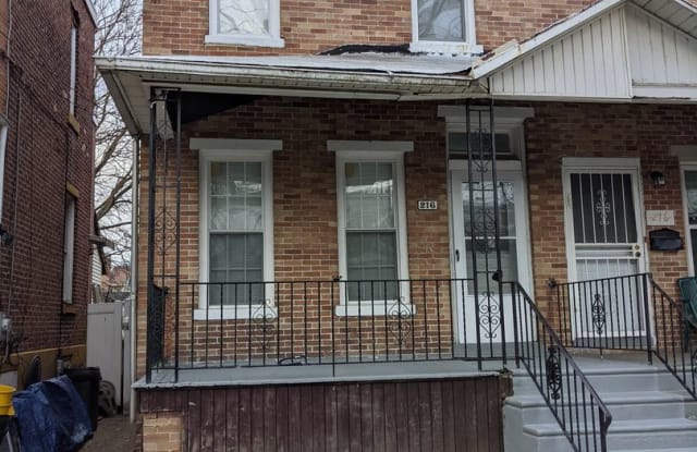 216 Parker Ave - 216 Parker Avenue, Woodlynne, NJ 08107
