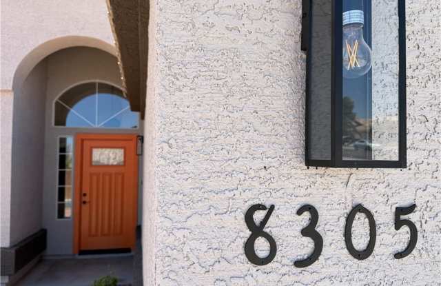 8305 Windrush Avenue Gallery 3